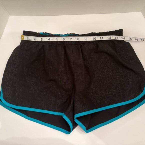 New Balance Shorts, Size S, Women's, Black and Teal, Geometric pattern - Picture 3 of 8